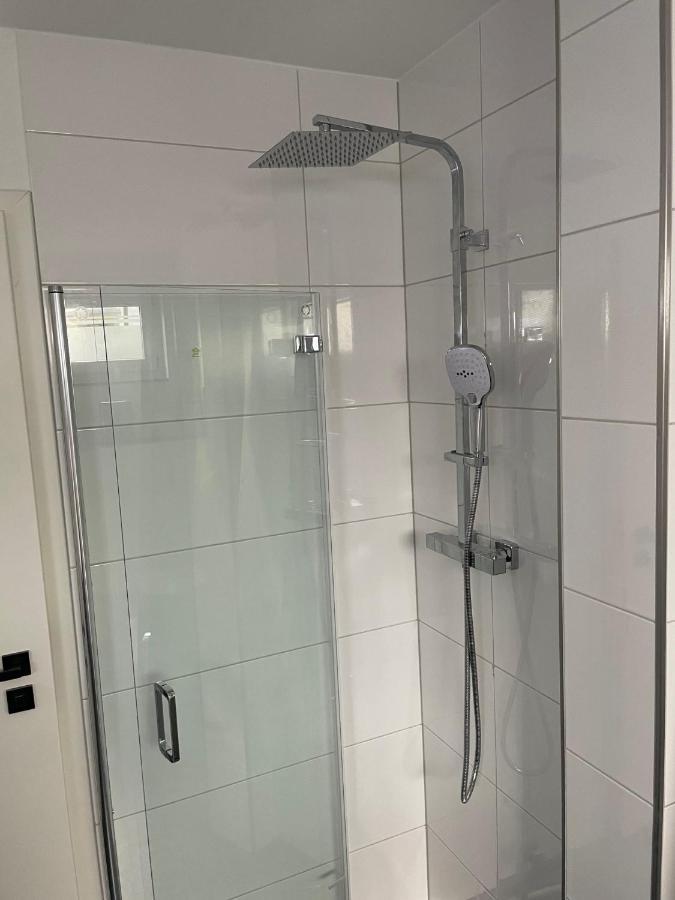 Apartments Saaldorf-Ferienhaus Mit 6 Apartments 45Qm-120Qm Direkt Am Thueringer Meer-Bleilochtalsperre Bad Lobenstein Dış mekan fotoğraf