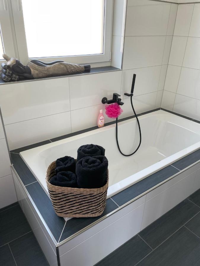 Apartments Saaldorf-Ferienhaus Mit 6 Apartments 45Qm-120Qm Direkt Am Thueringer Meer-Bleilochtalsperre Bad Lobenstein Dış mekan fotoğraf
