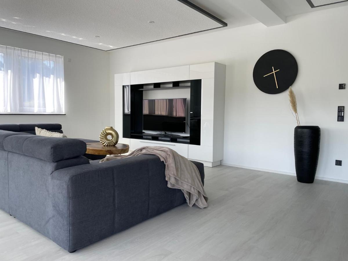 Apartments Saaldorf-Ferienhaus Mit 6 Apartments 45Qm-120Qm Direkt Am Thueringer Meer-Bleilochtalsperre Bad Lobenstein Dış mekan fotoğraf