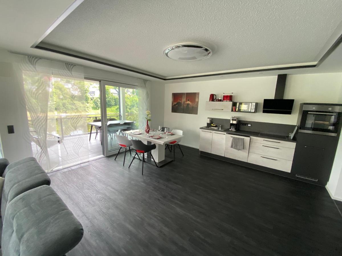 Apartments Saaldorf-Ferienhaus Mit 6 Apartments 45Qm-120Qm Direkt Am Thueringer Meer-Bleilochtalsperre Bad Lobenstein Dış mekan fotoğraf