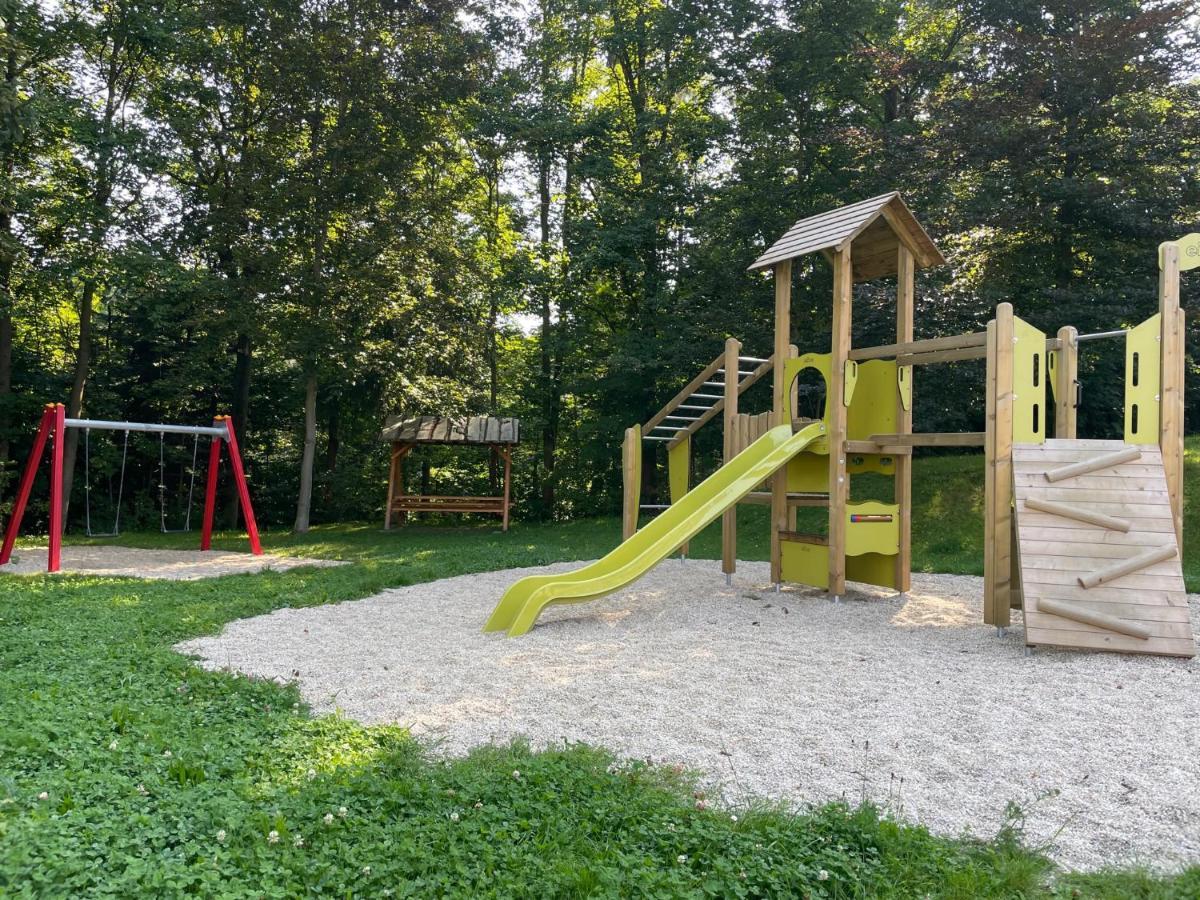 Apartments Saaldorf-Ferienhaus Mit 6 Apartments 45Qm-120Qm Direkt Am Thueringer Meer-Bleilochtalsperre Bad Lobenstein Dış mekan fotoğraf